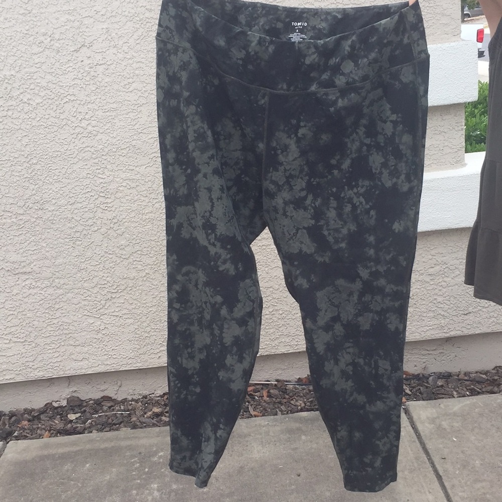 Green watercolor exercise pants